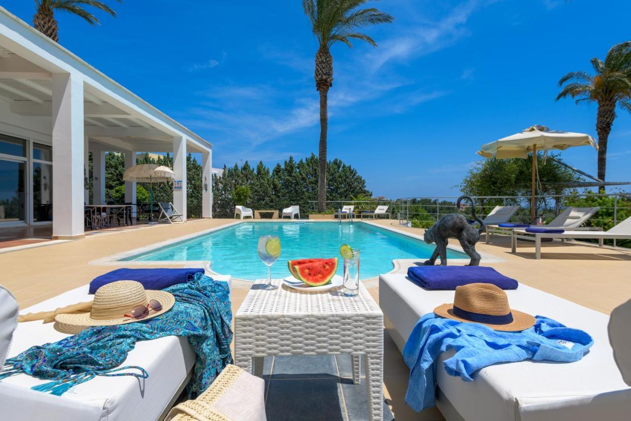 Grande Dame Villa Of Rhodes Асгуру Екстер'єр фото
