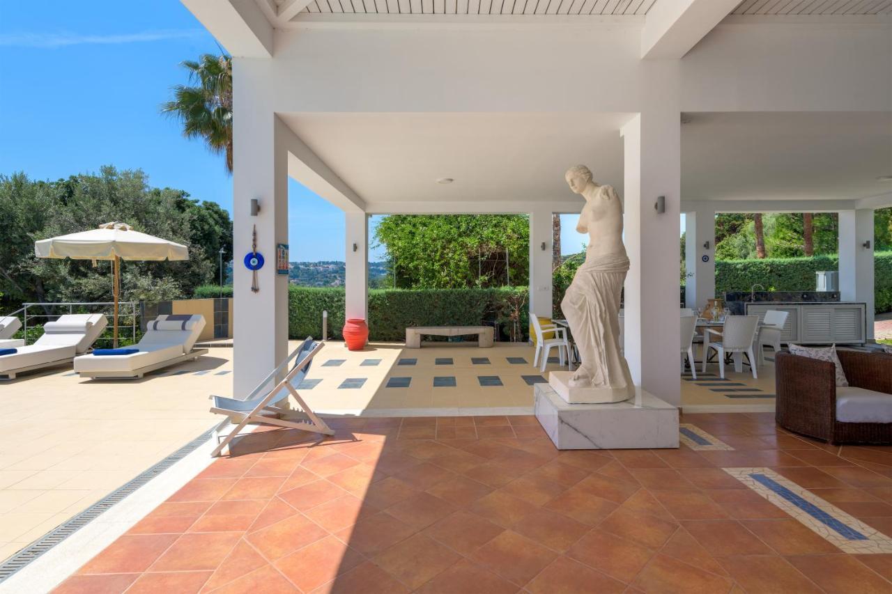 Grande Dame Villa Of Rhodes Асгуру Екстер'єр фото