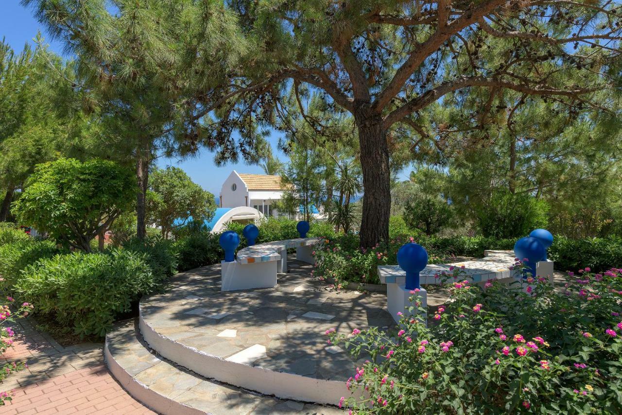 Grande Dame Villa Of Rhodes Асгуру Екстер'єр фото